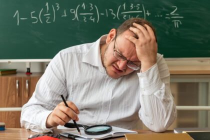  Docentes en crisis: UNA propone cuatro proyectos educativos