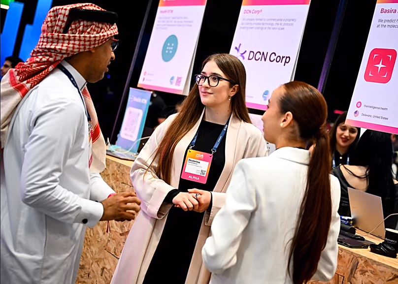 IA en escenario principal de Web Summit Qatar 2026