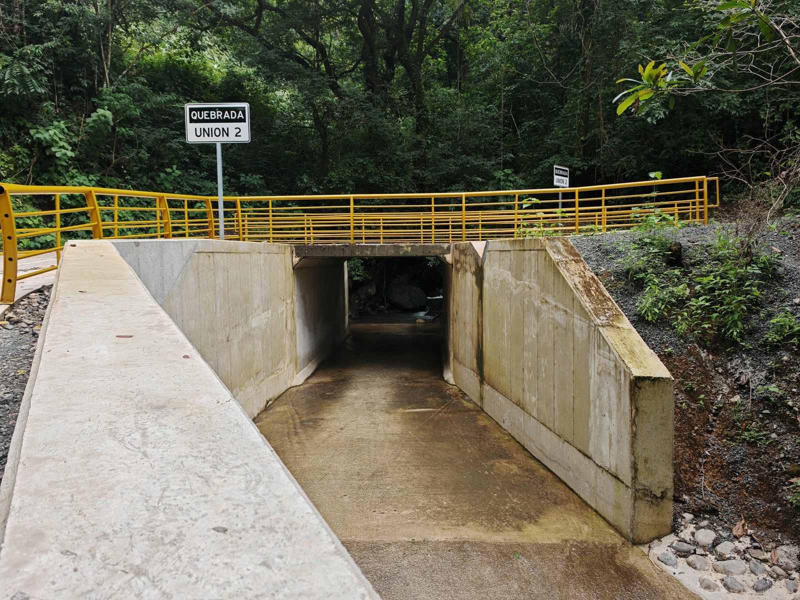 Inder infraestructura vial en comunidades rurales
