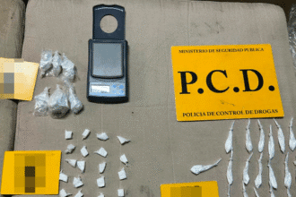 Agentes de la PCD realizan allanamiento por narcomenudeo en Cañas y Siquirres.
