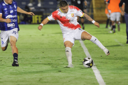 Herediano líder Clausura