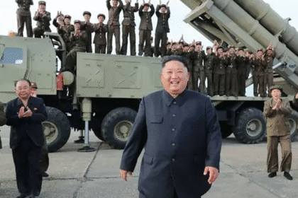 Kim Jong Un supervisa prueba de misiles antiaéreos
