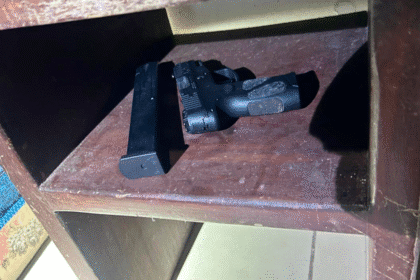 allanamientos OIJ decomiso AR-15