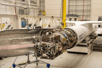 NASA activa misión para elevar el observatorio Swift