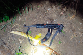 Fuerza Pública Matina decomisa AK-47