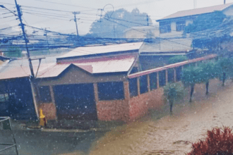  Clima: Vientos de 94 km/h y alerta por suelos saturados
