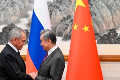 China refuerza defensa