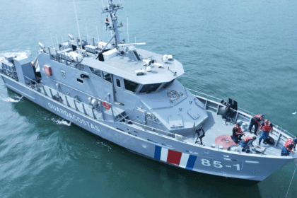 Alerta en alta mar