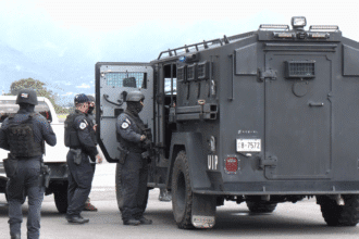 Policía extraditado a Estados Unidos por narcotráfico internacional.